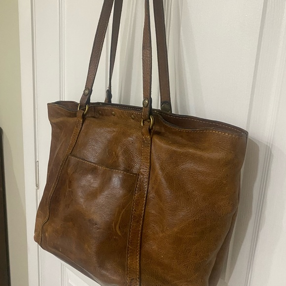 Patricia Nash Benvenuto Leather Tote - Picture 5 of 13